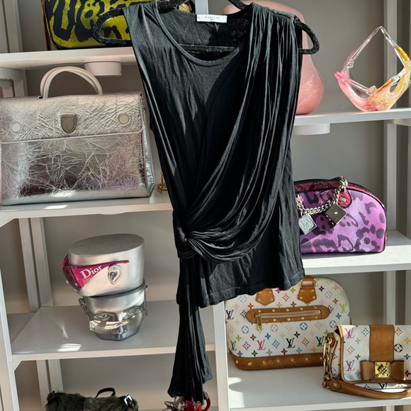Givenchy Black Draped Sleeveless Blouse ♠️ - Picture 3 of 5